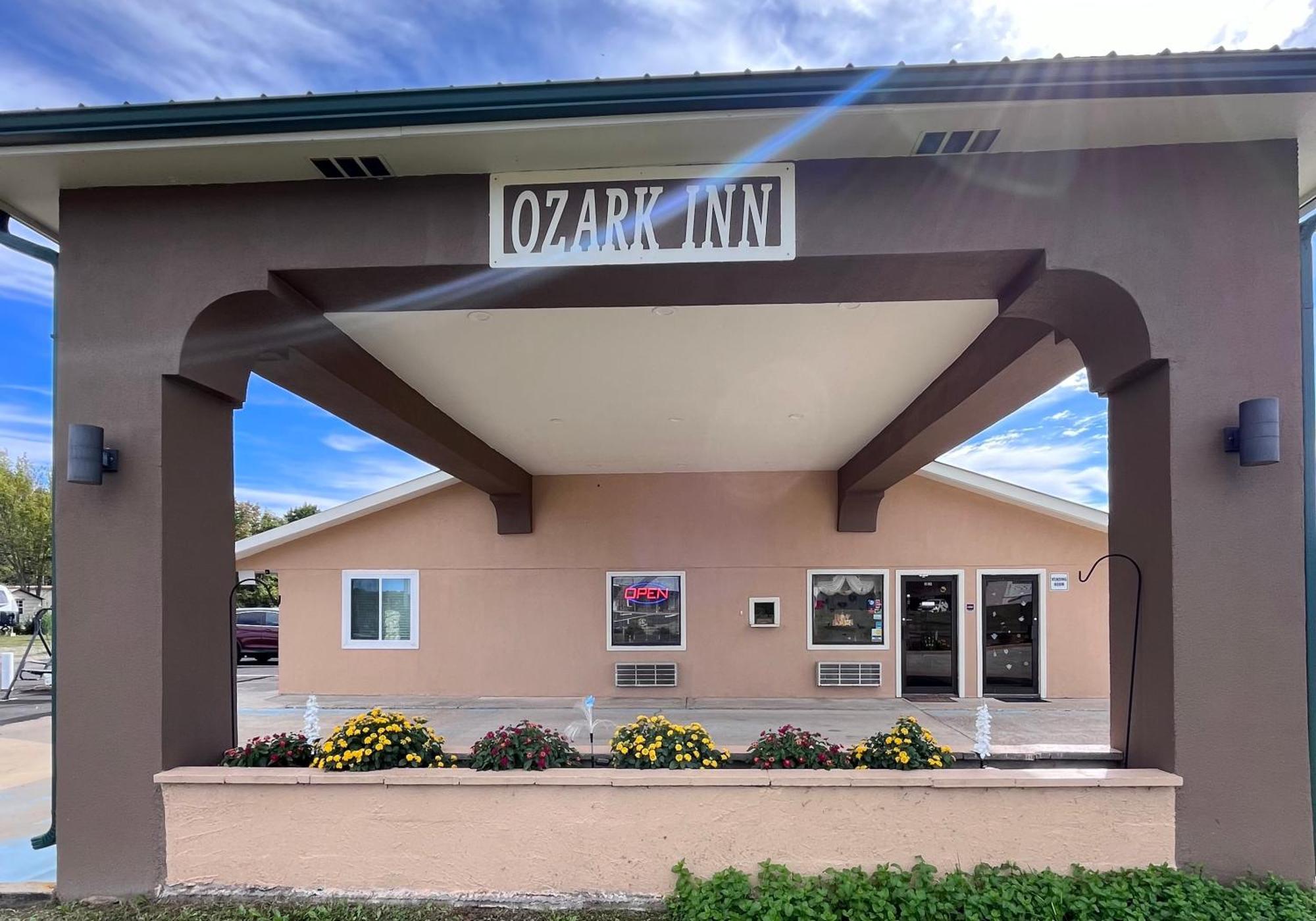 Ozark Inn Mena Exterior foto
